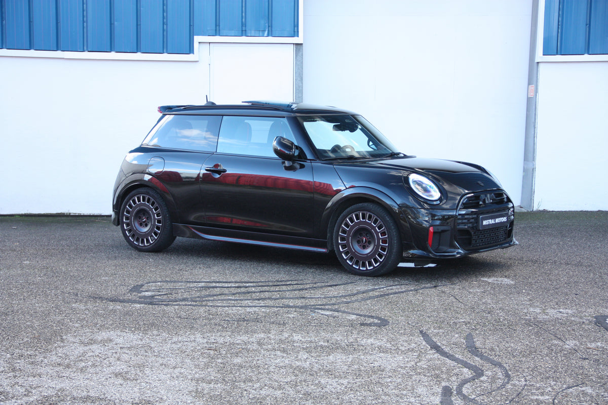 Mini Cooper JCW 231ch 3 portes DKG7 / 21.900km / 41.900€