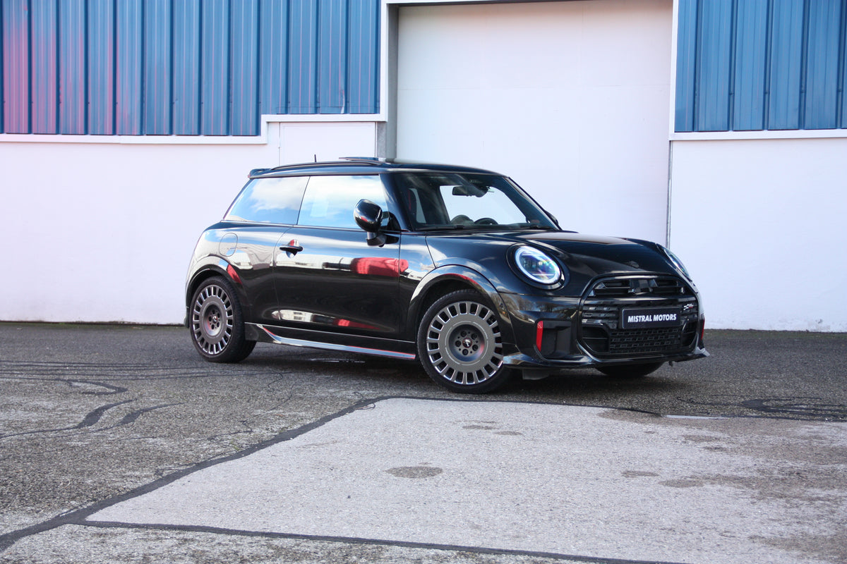 Mini Cooper JCW 231ch 3 portes DKG7 / 21.900km / 41.900€