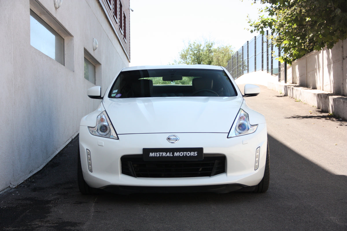 Nissan 370z 3.7 V6 328Ch PACK BVA7