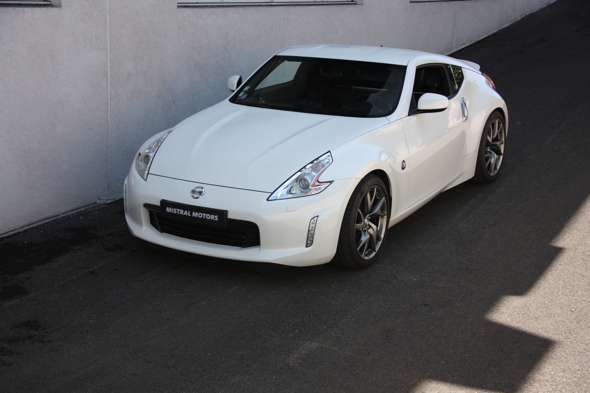 Nissan 370z 3.7 V6 328Ch PACK BVA7