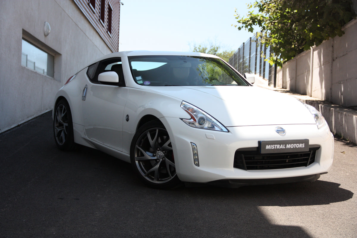 Nissan 370z 3.7 V6 328Ch PACK BVA7