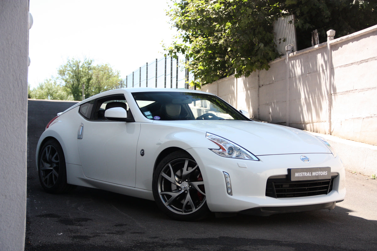 Nissan 370z 3.7 V6 328Ch PACK BVA7