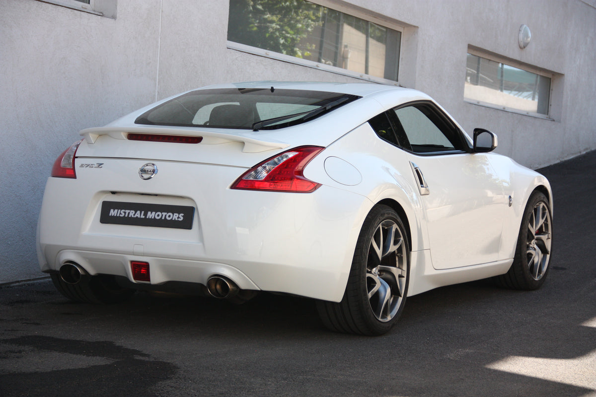 Nissan 370z 3.7 V6 328Ch PACK BVA7