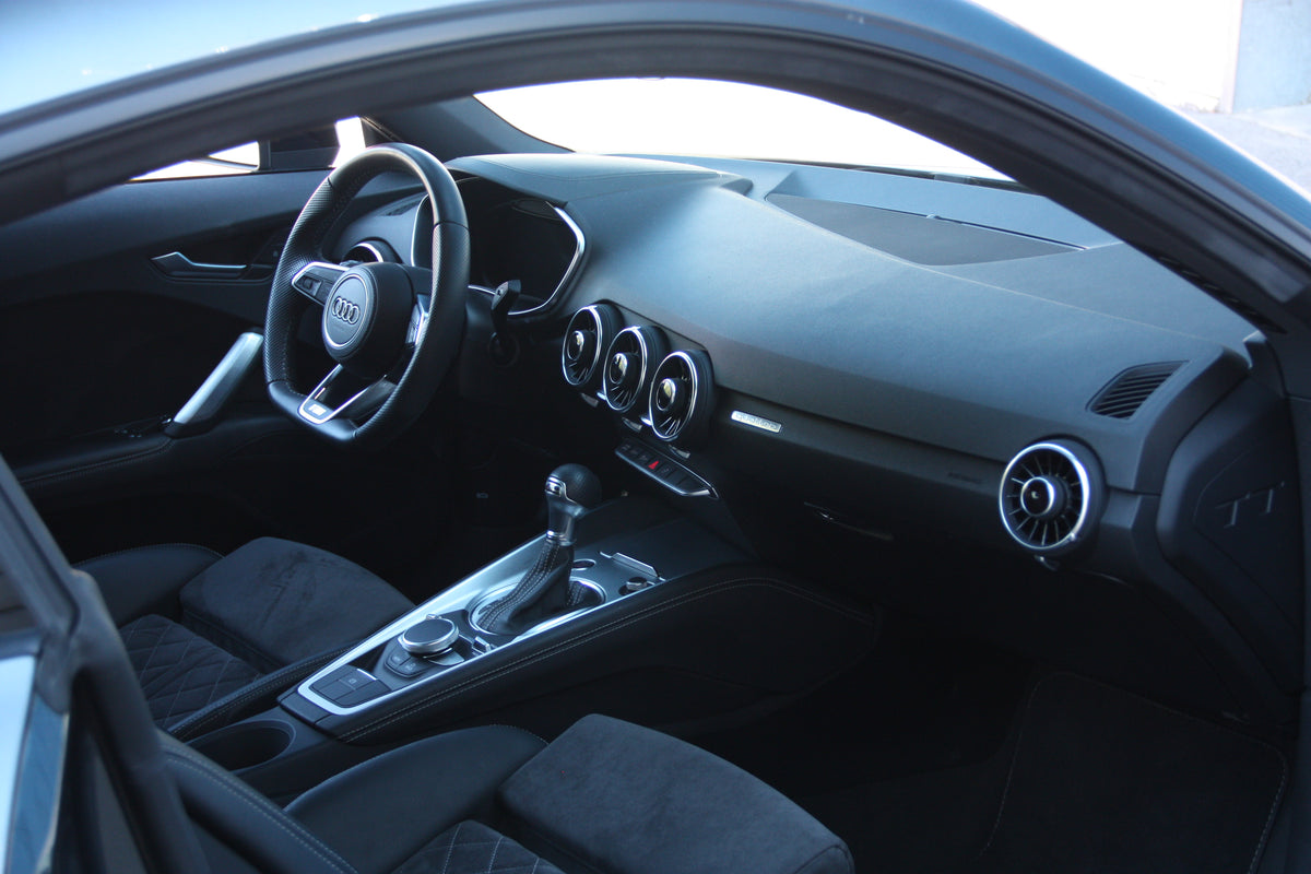 Audi TT Coupe 45 TFSI 245 S Tronic 7 Quattro / 16.900km / 43.900€