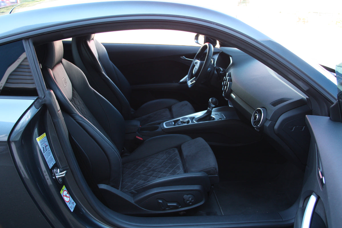 Audi TT Coupe 45 TFSI 245 S Tronic 7 Quattro / 16.900km / 43.900€