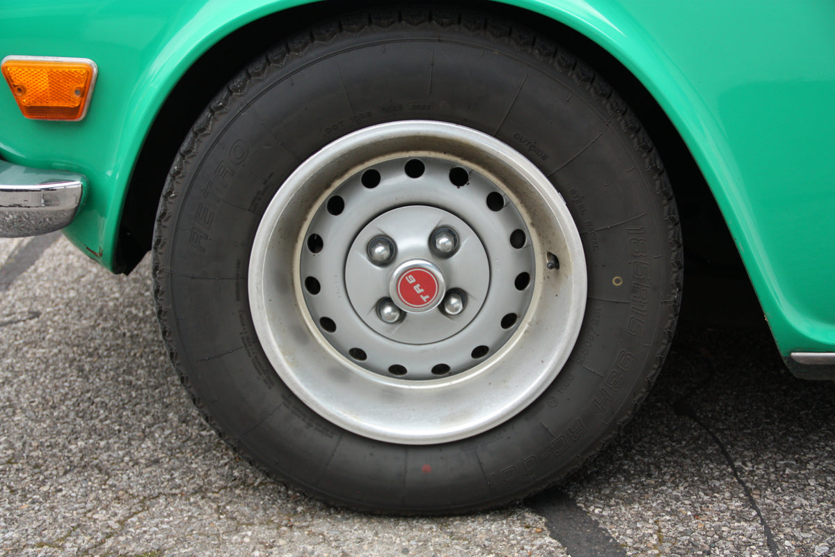 Triumph TR6 / 1975 / 18.900€ / 90.000km