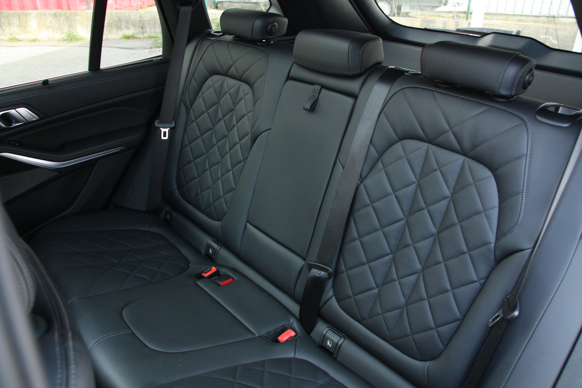 X5 50e 489cv Pack M / 15.000km / 91.900€
