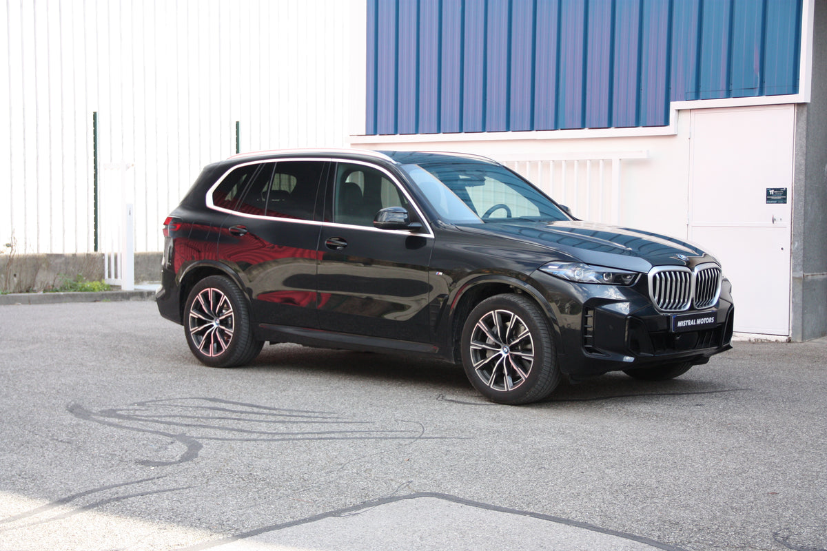 X5 50e 489cv Pack M / 15.000km / 91.900€