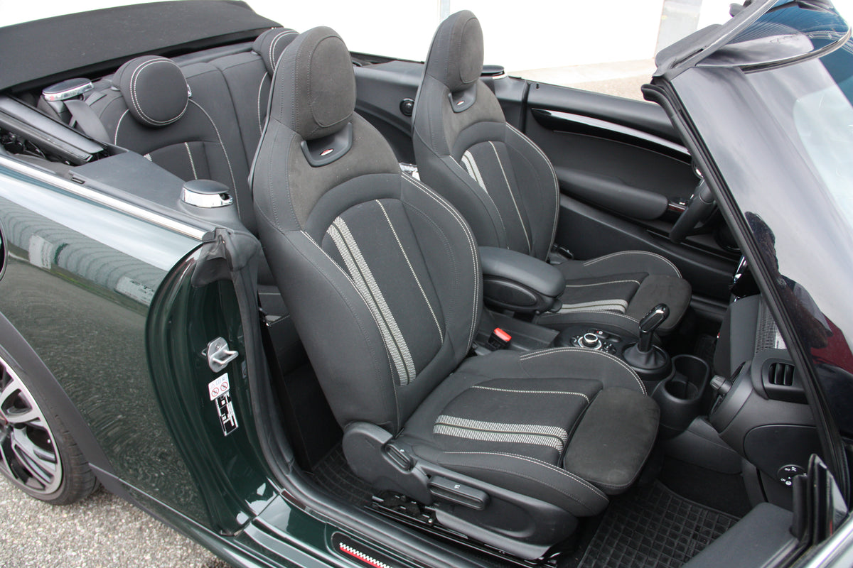 Mini Cooper cabriolet JCW 2.0L 231ch BVA8 / 35.900€