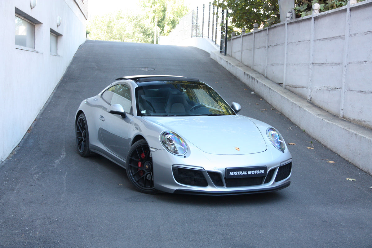 Porsche 911 991 phase 2 Carrera 4 GTS / 124.900€