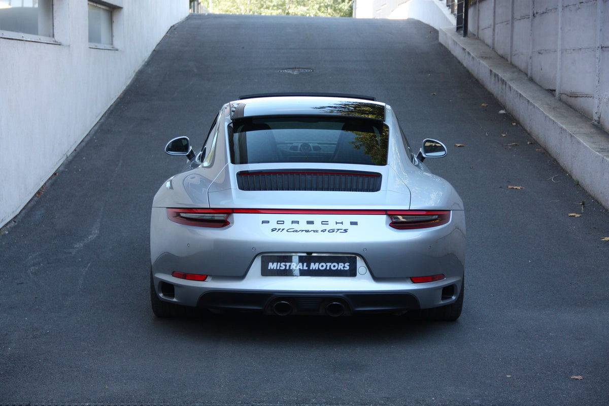 Porsche 911 991 phase 2 Carrera 4 GTS / 124.900€