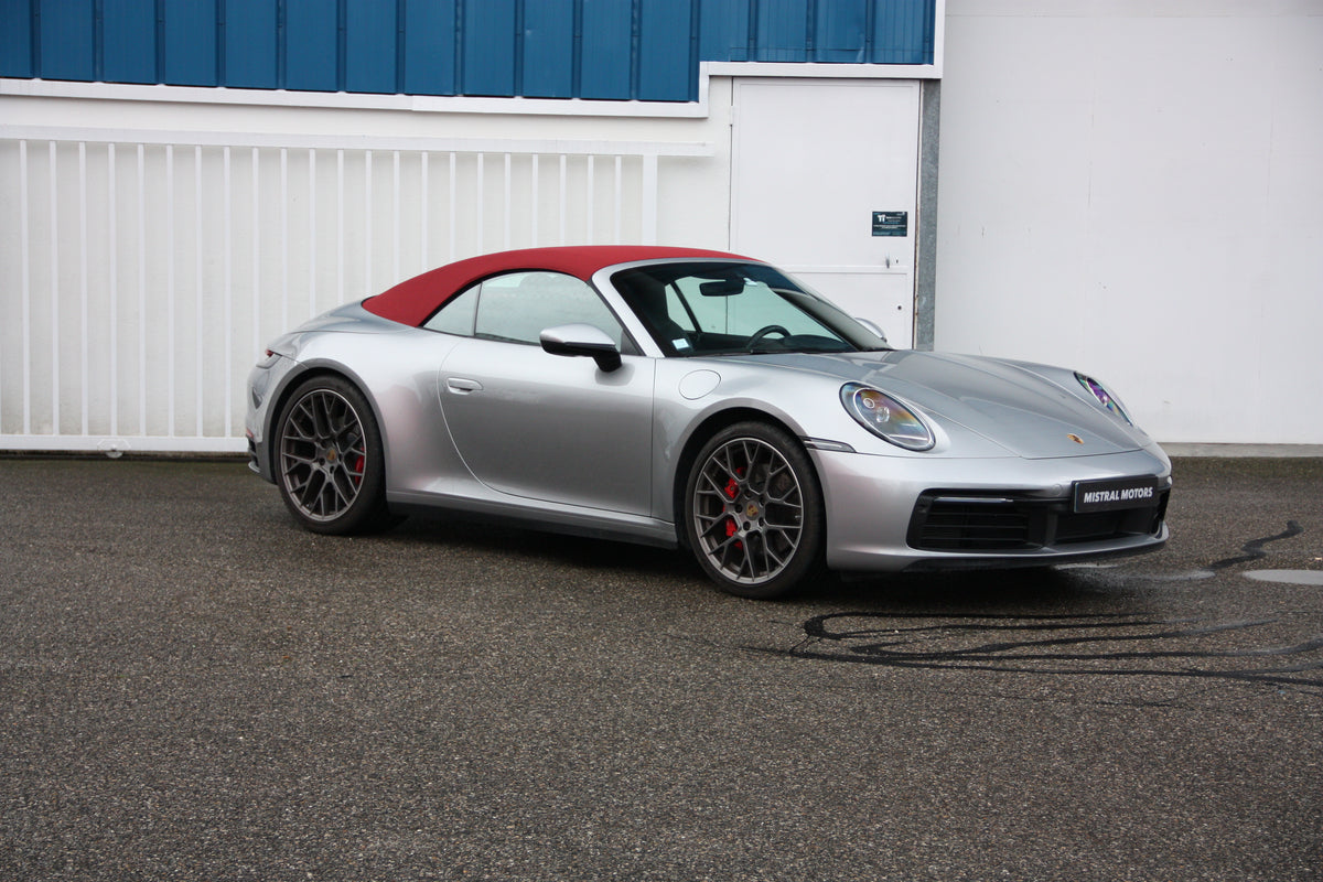 Porsche 992 Carrera S Cabriolet / 35.900km / 127.900€ / 2019
