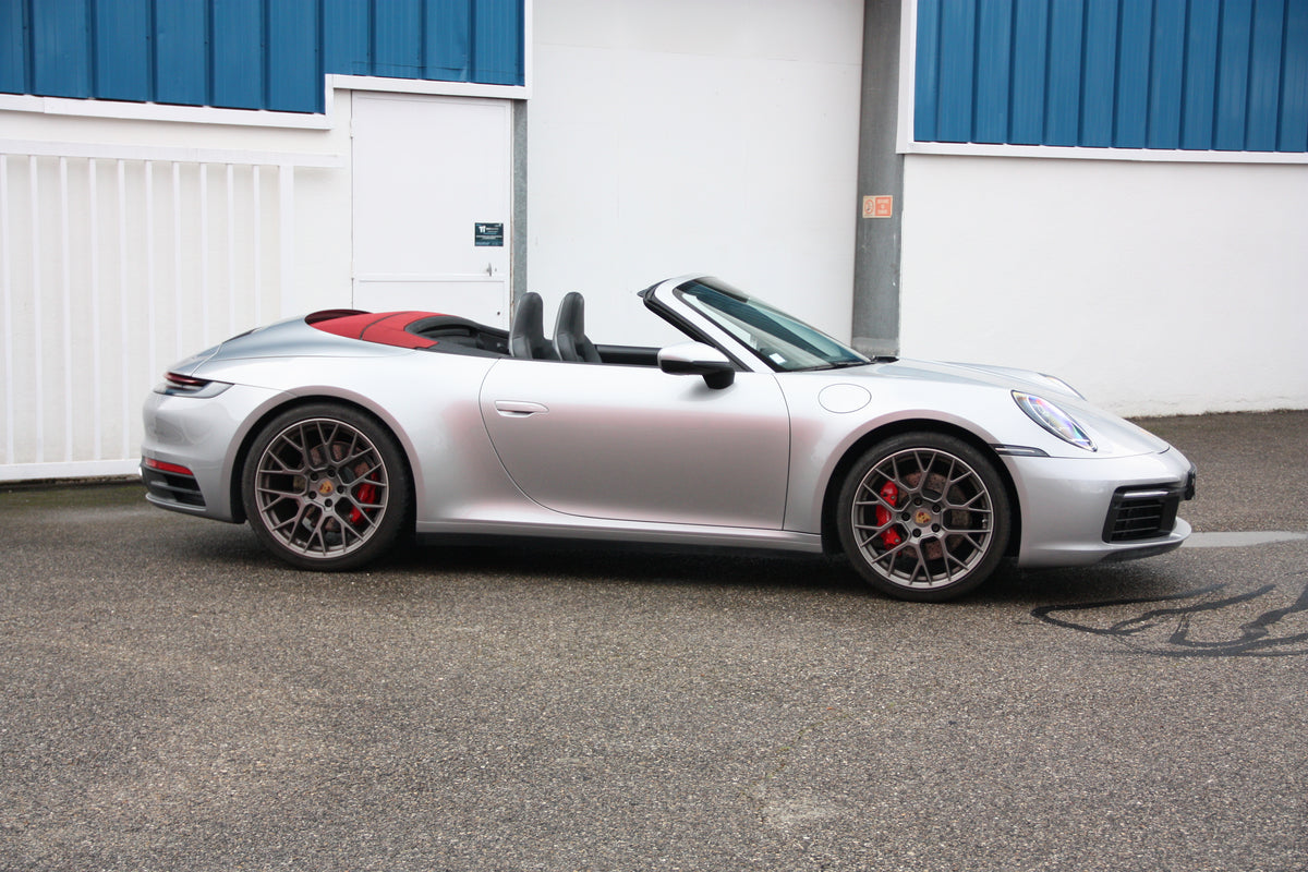 Porsche 992 Carrera S Cabriolet / 35.900km / 127.900€ / 2019