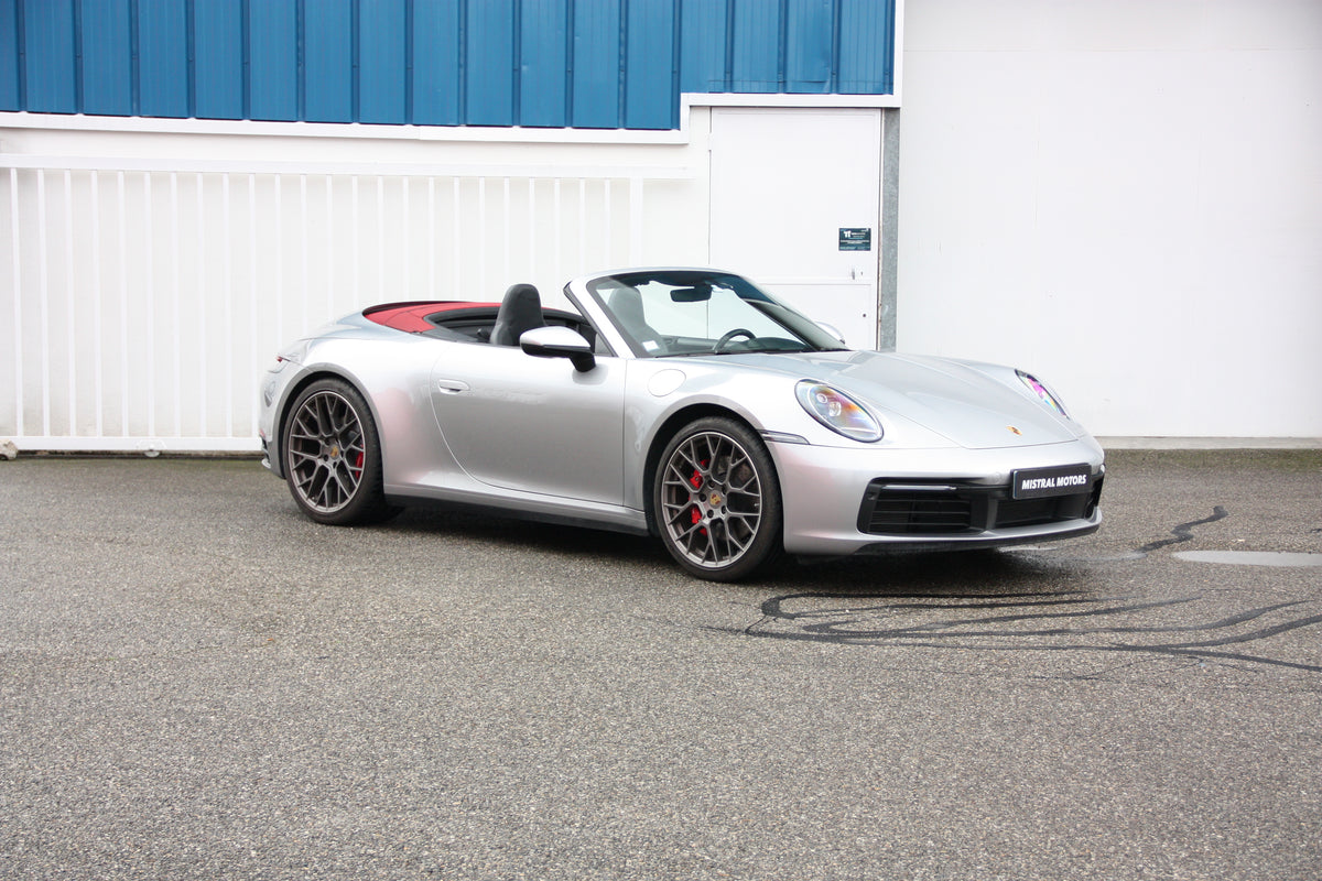 Porsche 992 Carrera S Cabriolet / 35.900km / 127.900€ / 2019