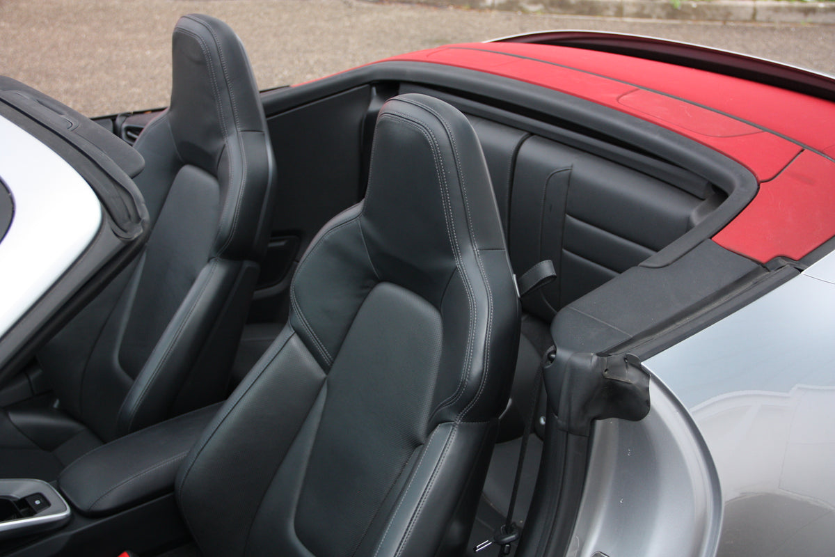 Porsche 992 Carrera S Cabriolet / 35.900km / 127.900€ / 2019