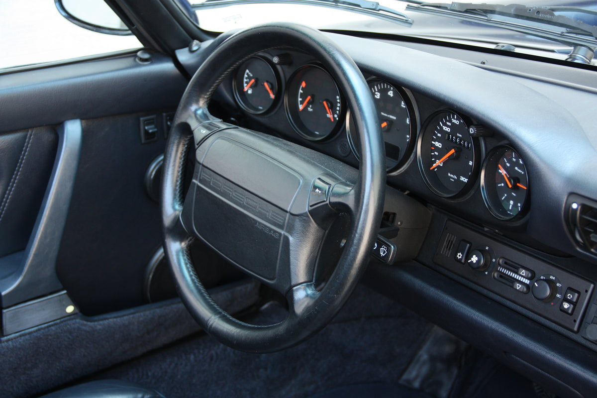 Porsche 964 Carrera 2 Cabriolet