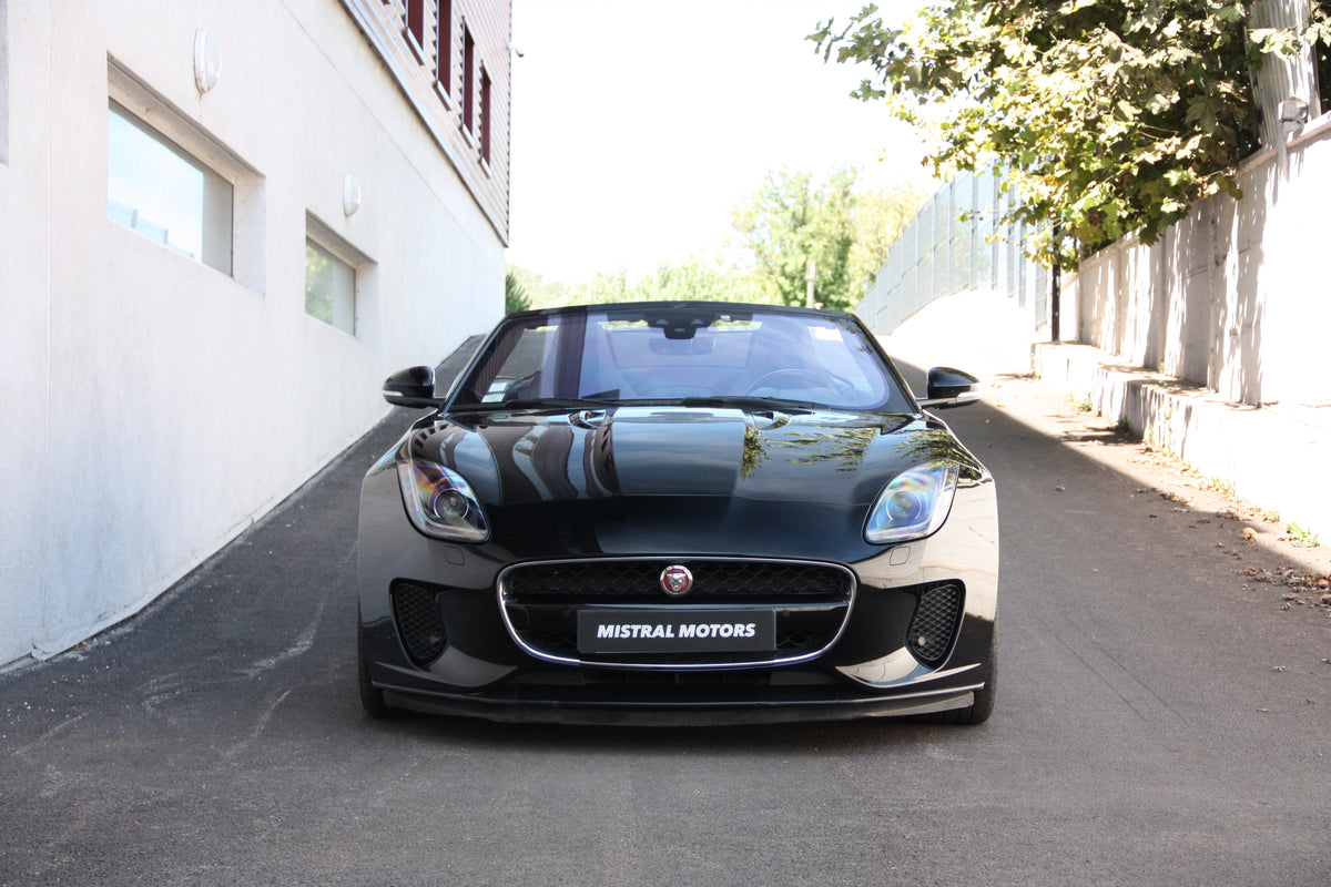 Jaguar f type cabriolet noir R-dynamic Bva8