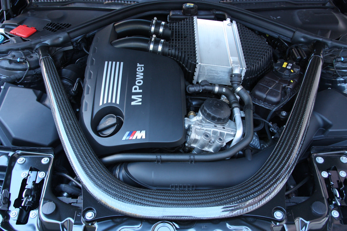 BMW M4 F83 Cabriolet 431cv Individual 34.000km / 59.900€