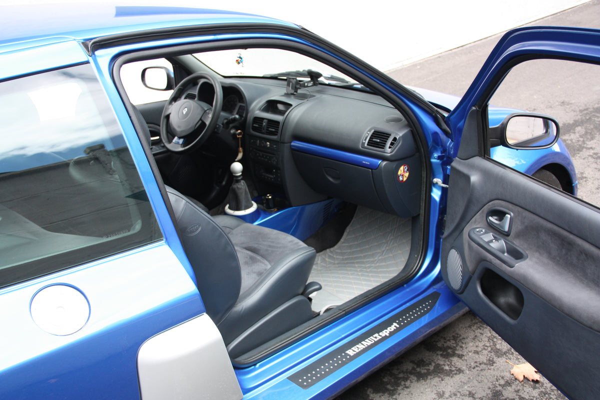 Renault Clio V6 3.0L 255ch Phase 2 / 1ère Main