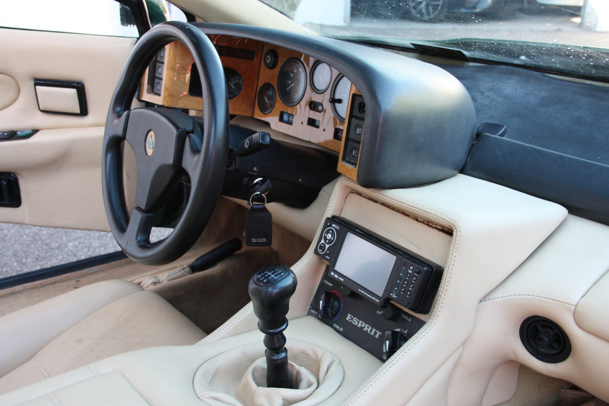 Lotus Esprit S Turbo 'Targa sunroof' / 44.900€