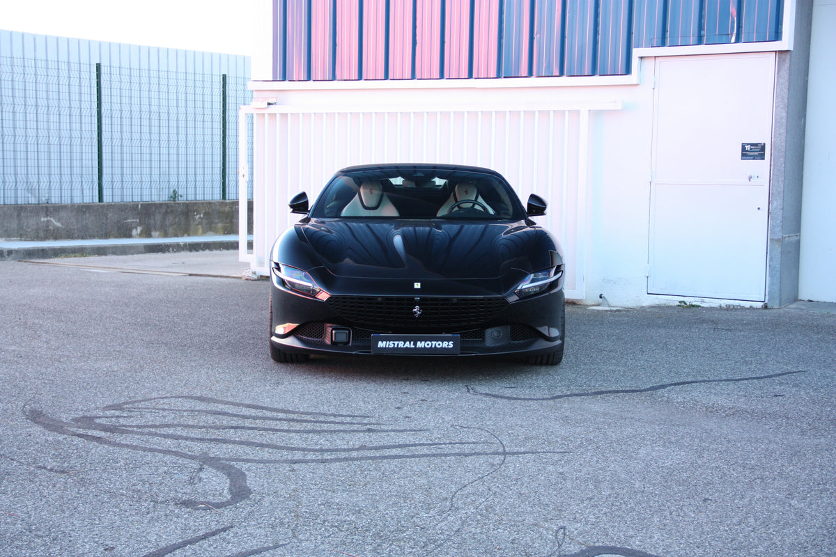 Ferrari Roma Spider / 1.480km / 345.000€ / 2024