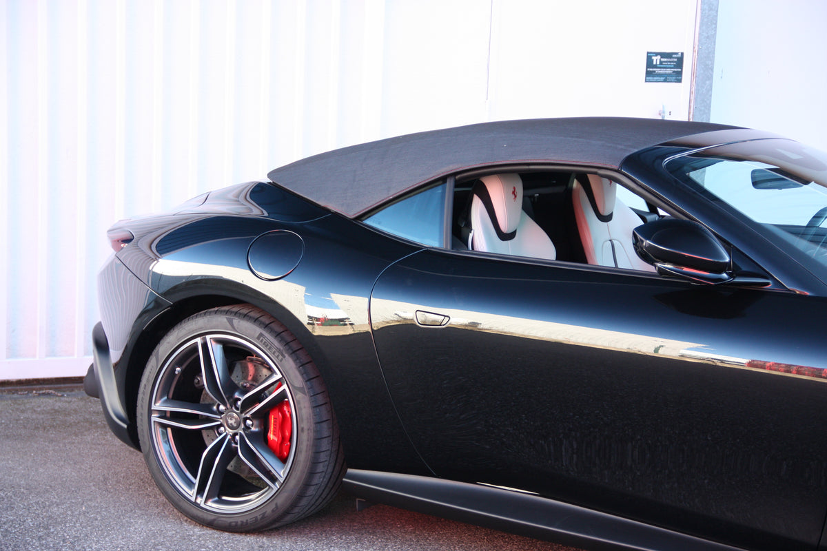 Ferrari Roma Spider / 1.480km / 345.000€ / 2024