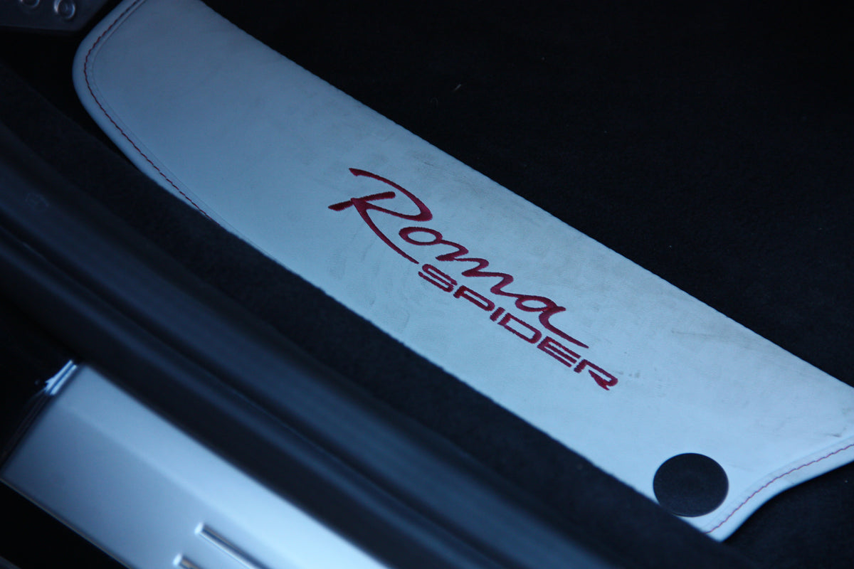 Ferrari Roma Spider / 1.480km / 345.000€ / 2024