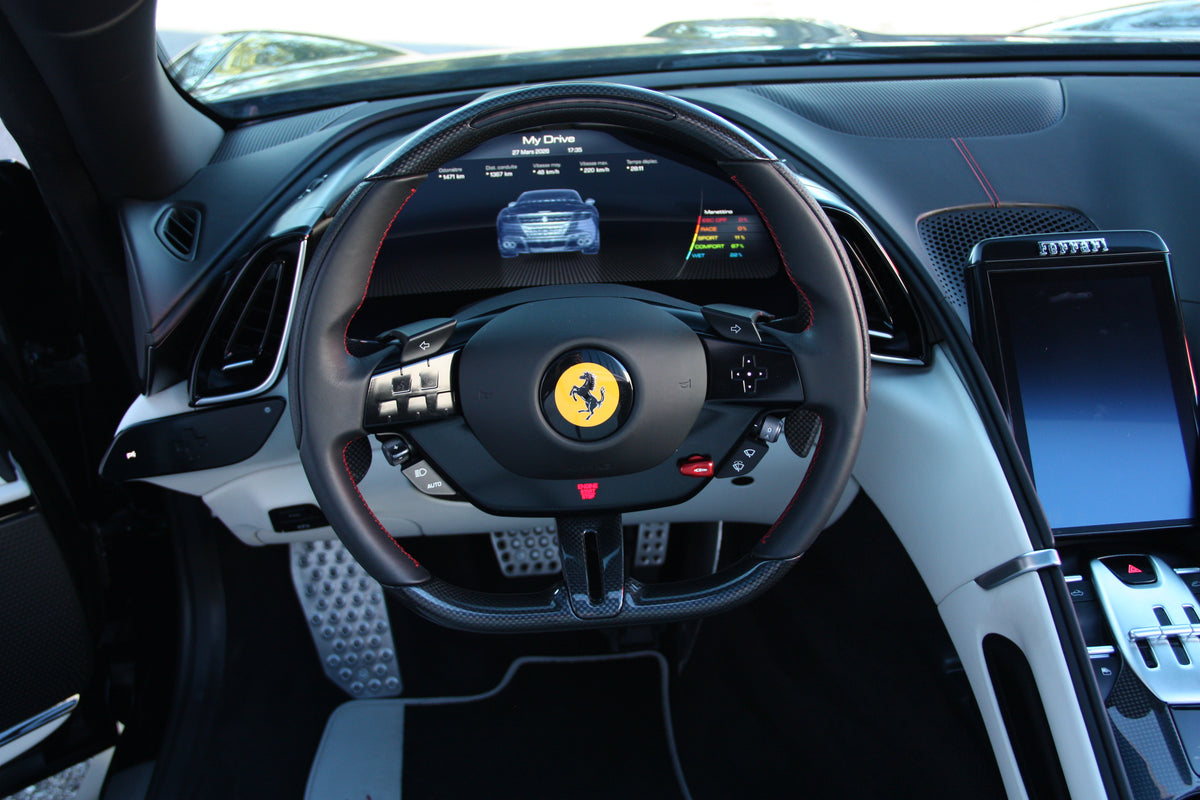Ferrari Roma Spider / 1.480km / 345.000€ / 2024