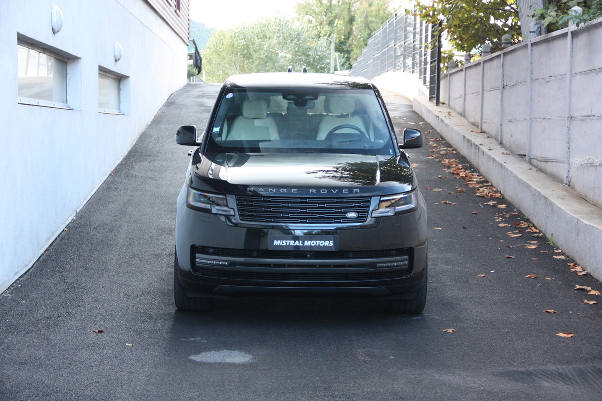 Range Rover 3.0 P510e 510ch PHEV HSE SWB / 59.700km / 109.900€