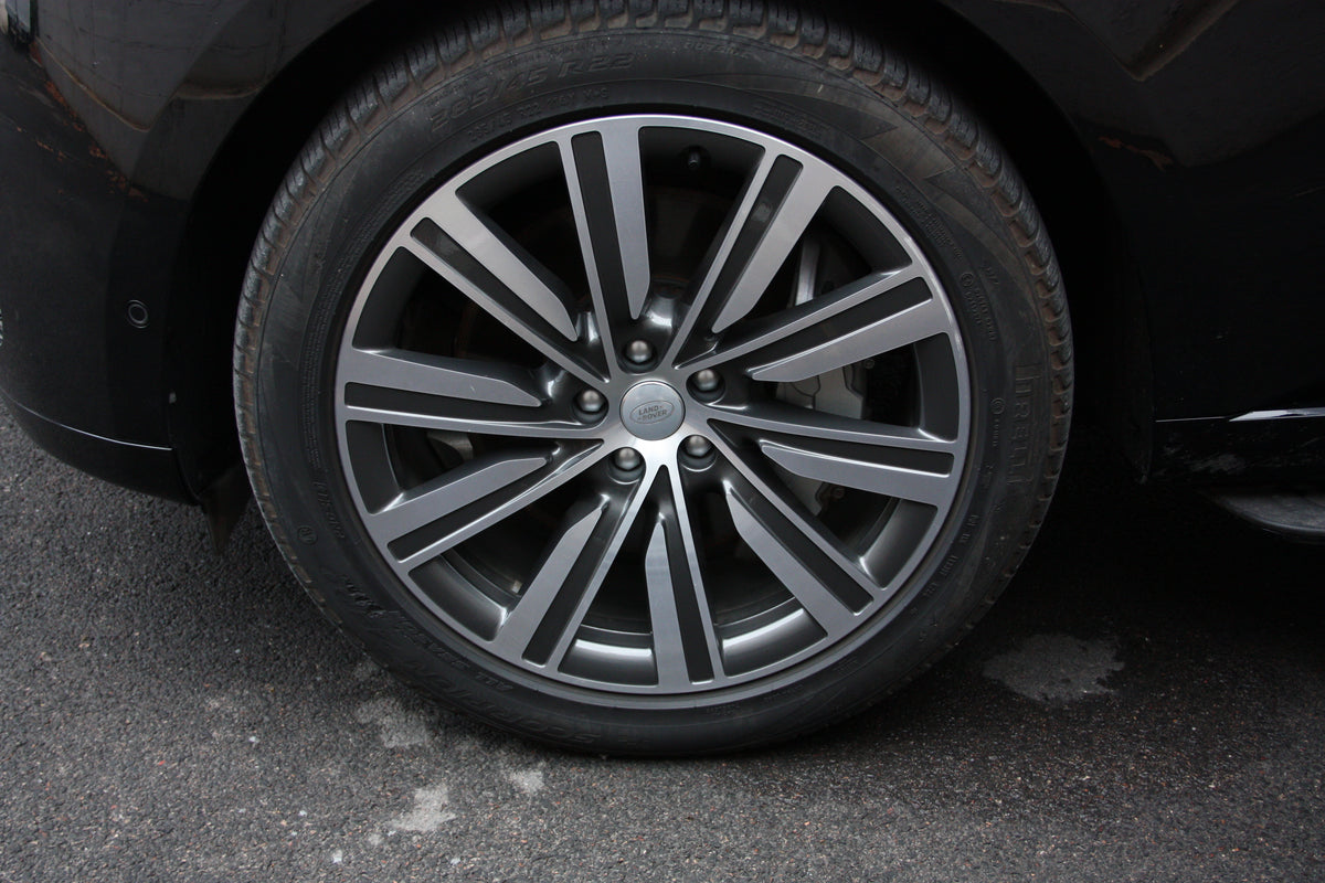 Range Rover 3.0 P510e 510ch PHEV HSE SWB / 59.700km / 109.900€