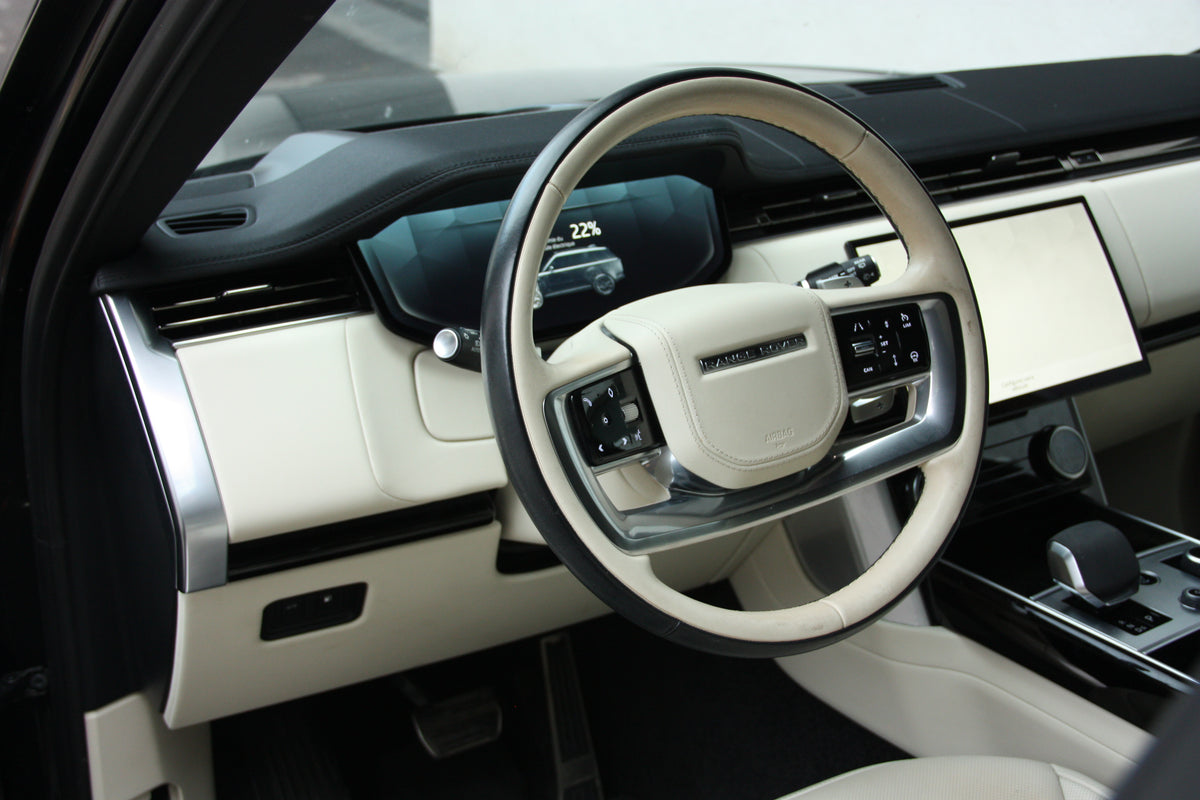 Range Rover 3.0 P510e 510ch PHEV HSE SWB / 59.700km / 109.900€