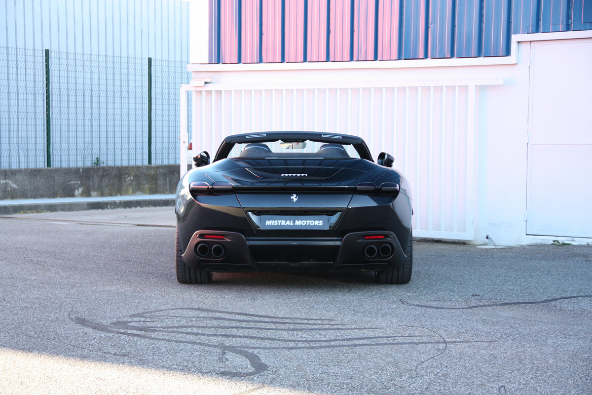 Ferrari Roma Spider / 1.480km / 345.000€ / 2024