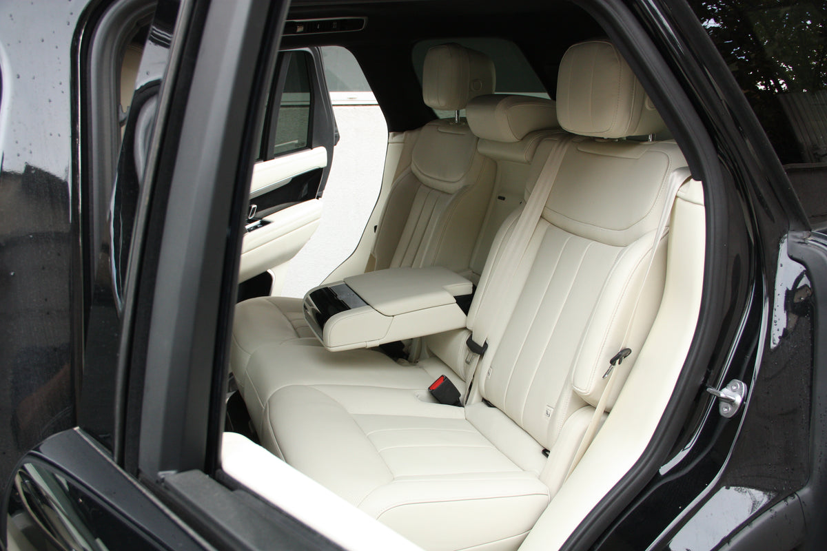 Range Rover 3.0 P510e 510ch PHEV HSE SWB / 59.700km / 109.900€