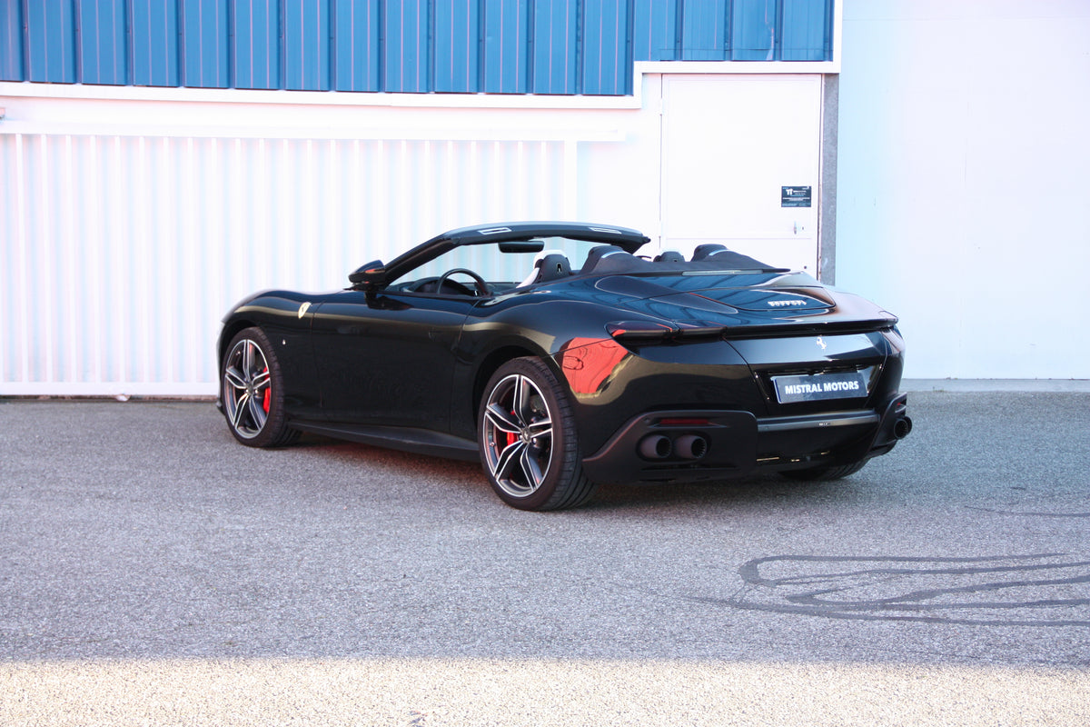 Ferrari Roma Spider / 1.480km / 345.000€ / 2024