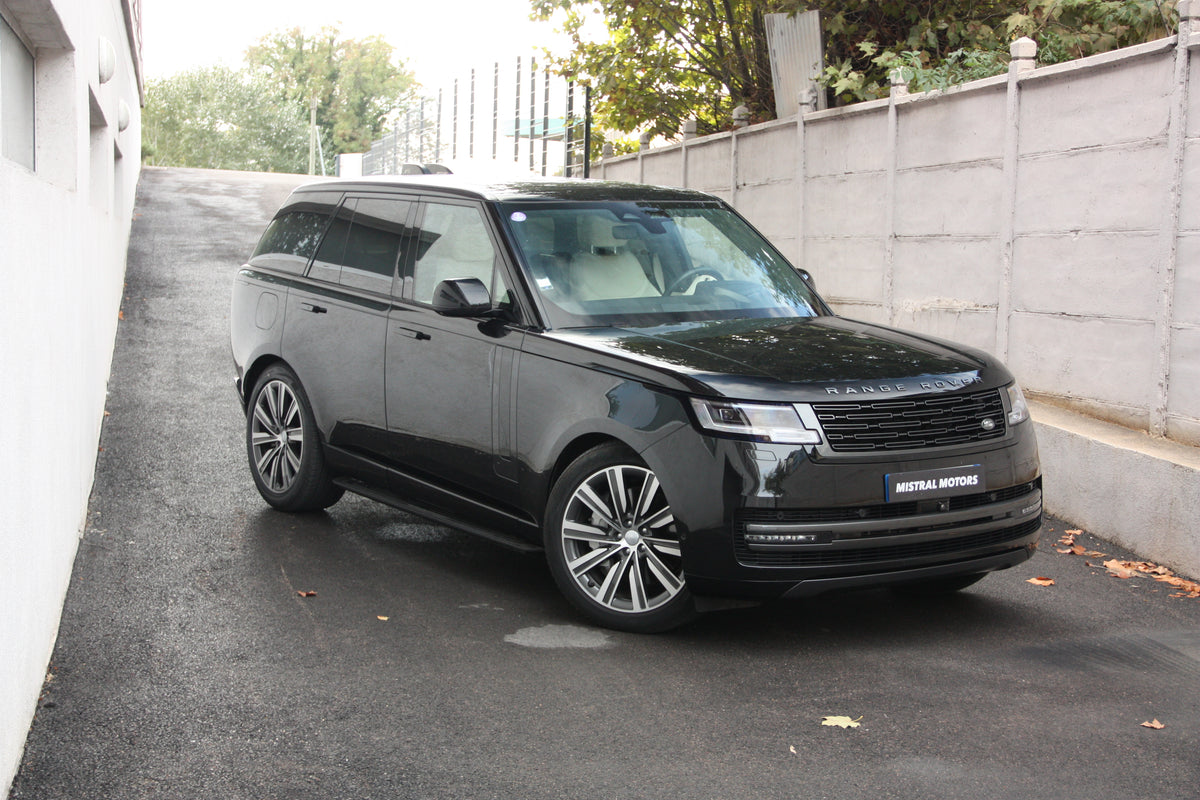 Range Rover 3.0 P510e 510ch PHEV HSE SWB / 59.700km / 109.900€