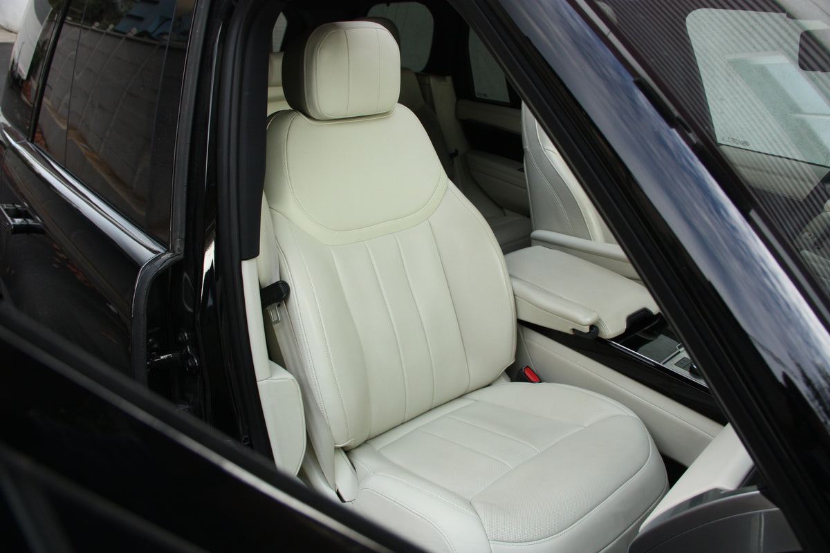 Range Rover 3.0 P510e 510ch PHEV HSE SWB / 59.700km / 109.900€