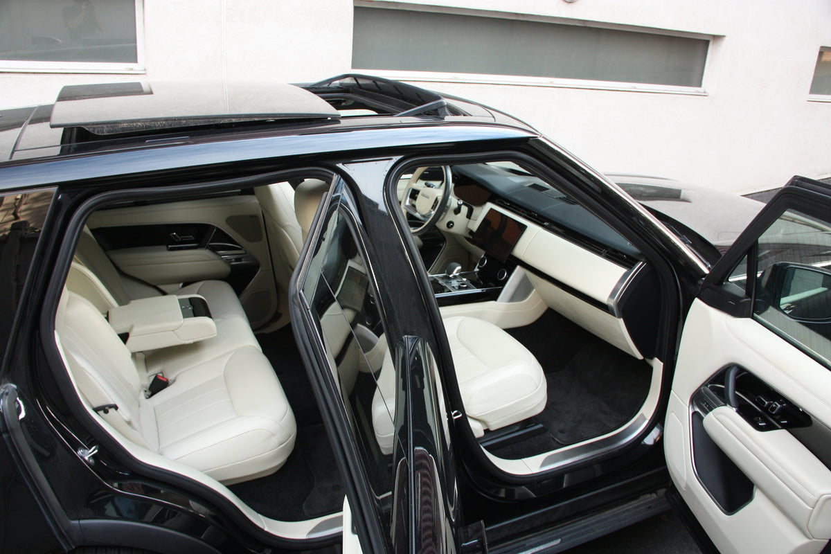 Range Rover 3.0 P510e 510ch PHEV HSE SWB / 59.700km / 109.900€