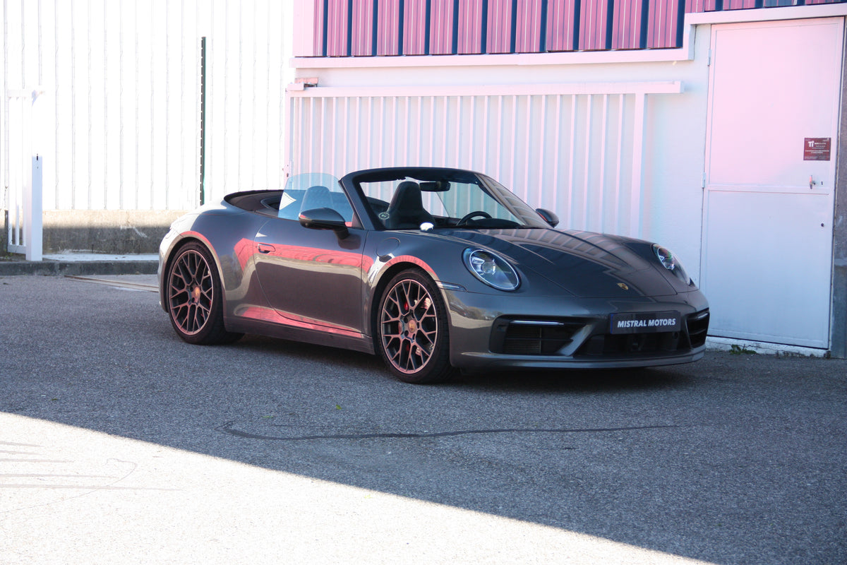Porsche 992 4S Cabriolet / 62.500km / 131.900€ / 2019