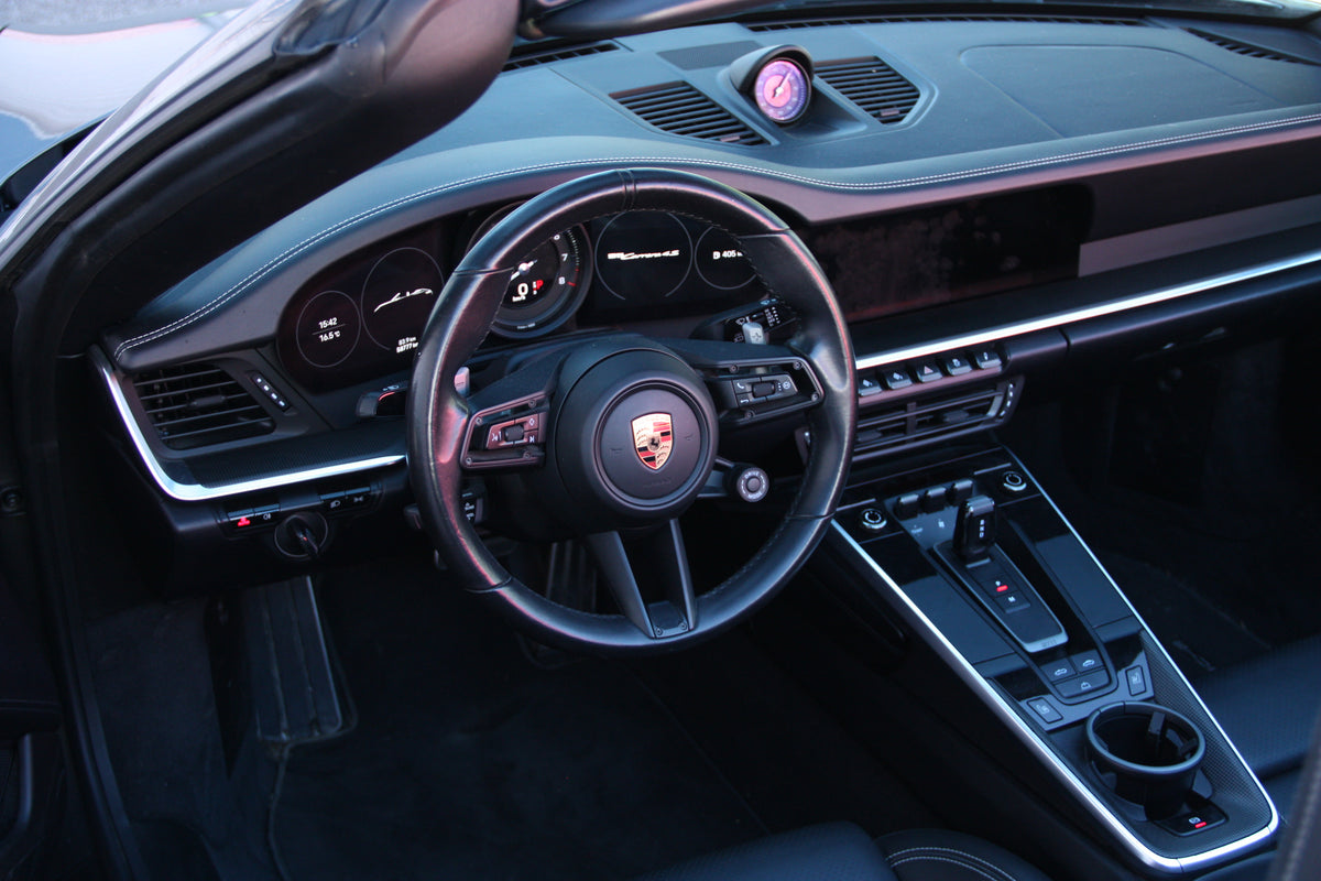 Porsche 992 4S Cabriolet / 62.500km / 131.900€ / 2019