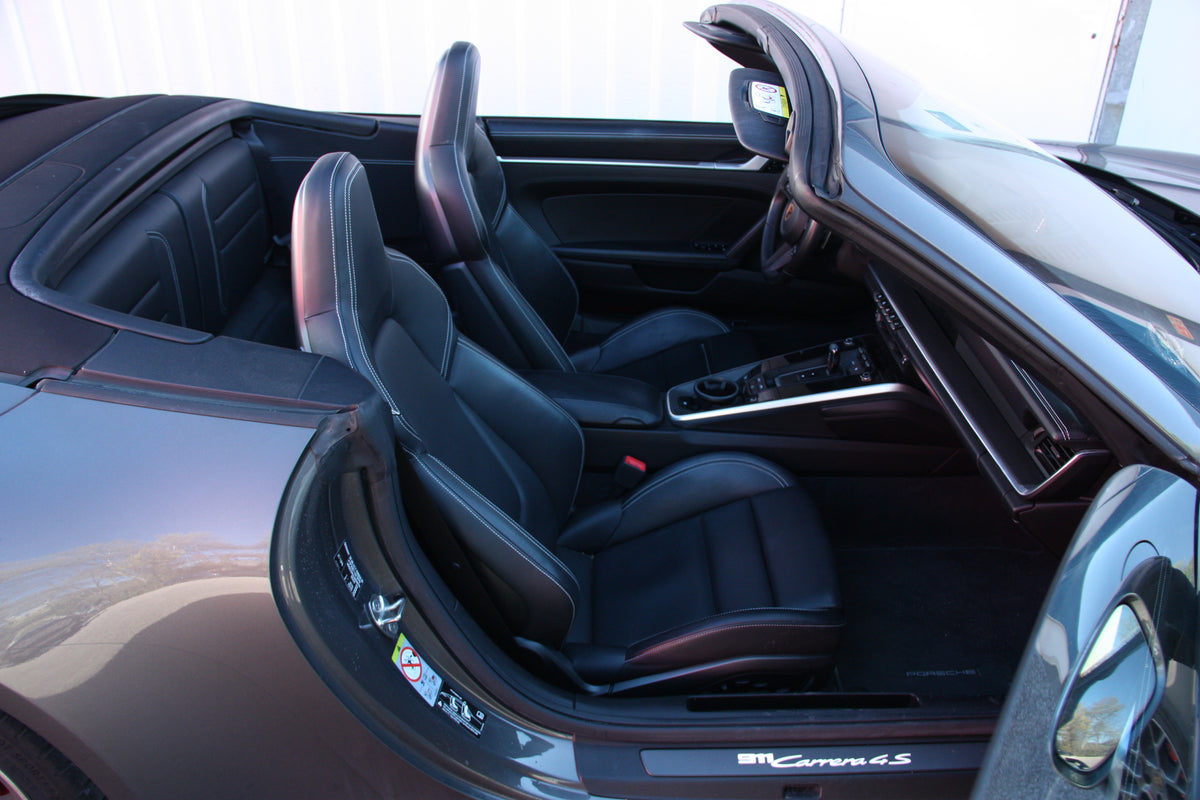 Porsche 992 4S Cabriolet / 62.500km / 131.900€ / 2019