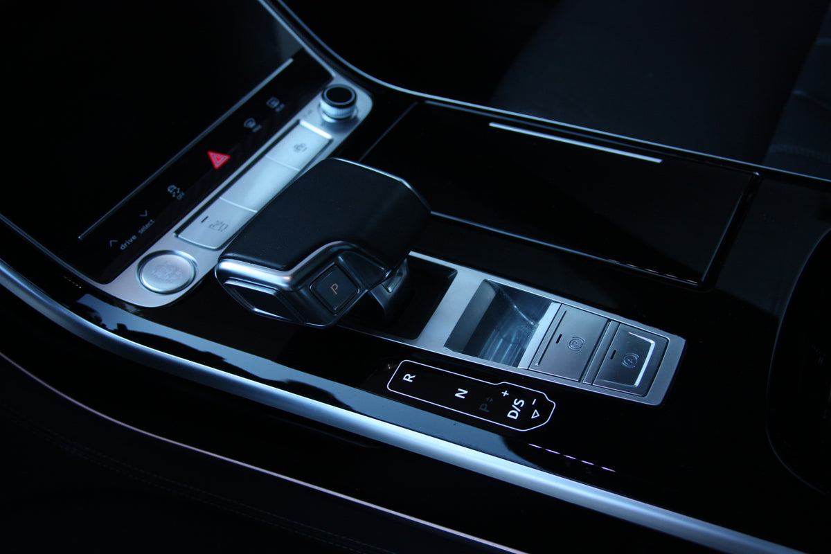 Audi A8 AVUS 60 TFSI e 449ch QUATTRO TIPTRONIC / 64.900€