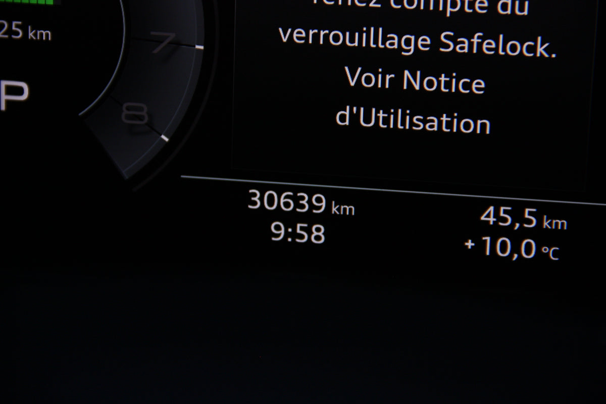 Audi A8 AVUS 60 TFSI e 449ch QUATTRO TIPTRONIC / 64.900€