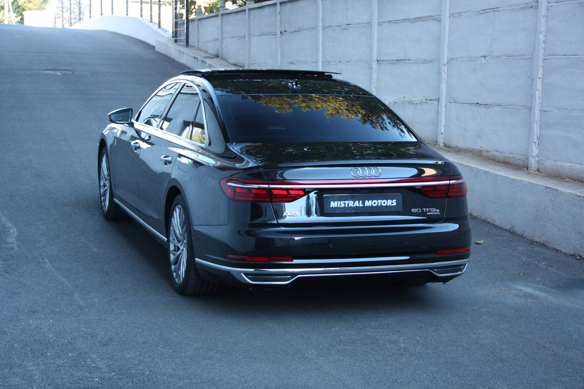 Audi A8 AVUS 60 TFSI e 449ch QUATTRO TIPTRONIC / 64.900€