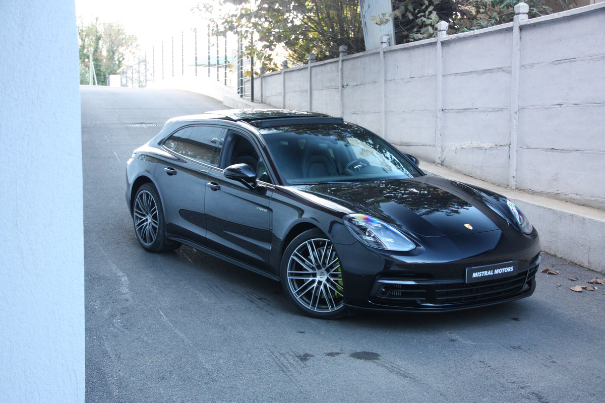 Porsche Panamera 4 E-Hybride 462cv PDK / 28.000km / 89.900€