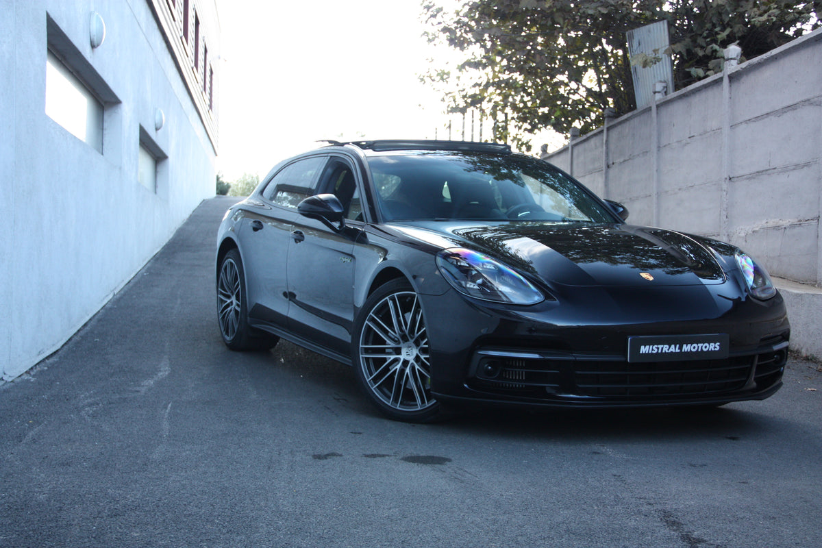 Porsche Panamera 4 E-Hybride 462cv PDK / 28.000km / 89.900€