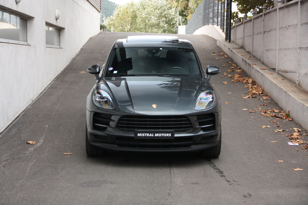 Porsche Macan 2.0L 245ch PDK / 64.900€ 