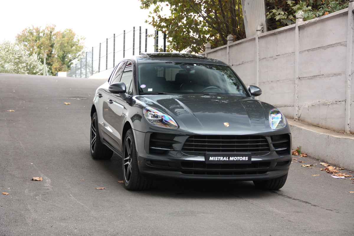 Porsche Macan 2.0L 245ch PDK / 64.900€ 