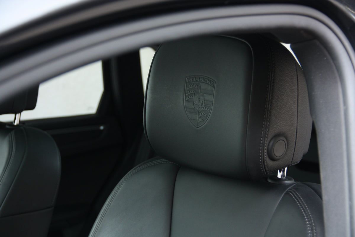 Porsche Macan 2.0L 245ch PDK / 64.900€ 