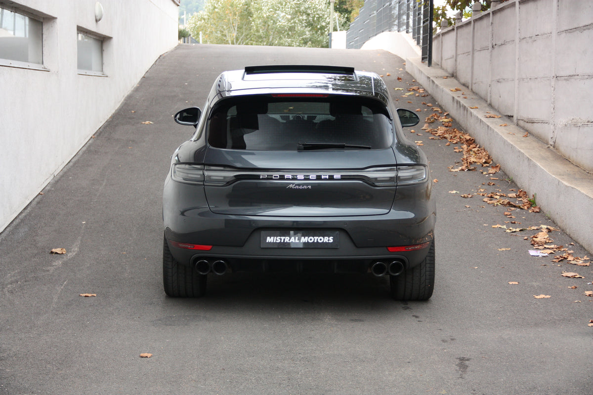 Porsche Macan 2.0L 245ch PDK / 64.900€ 