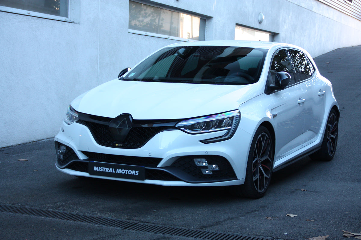 Renault Megane 4 RS Trophy 1.8 300 EDC / 42.900€